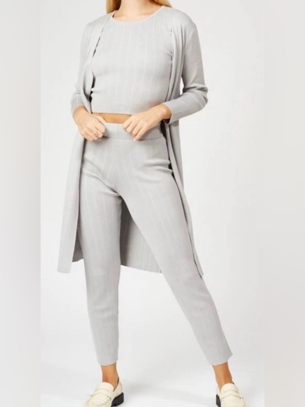 Silk & Salt Staycation 3 Piece Sweat Set L - NWT - Size L — Light Gray